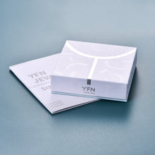 Load image into Gallery viewer, S925 Sterling Silver Stethoscope Sunflower Nurse Heart Pendant Necklace